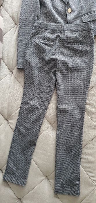 Costum Dama Motivi
