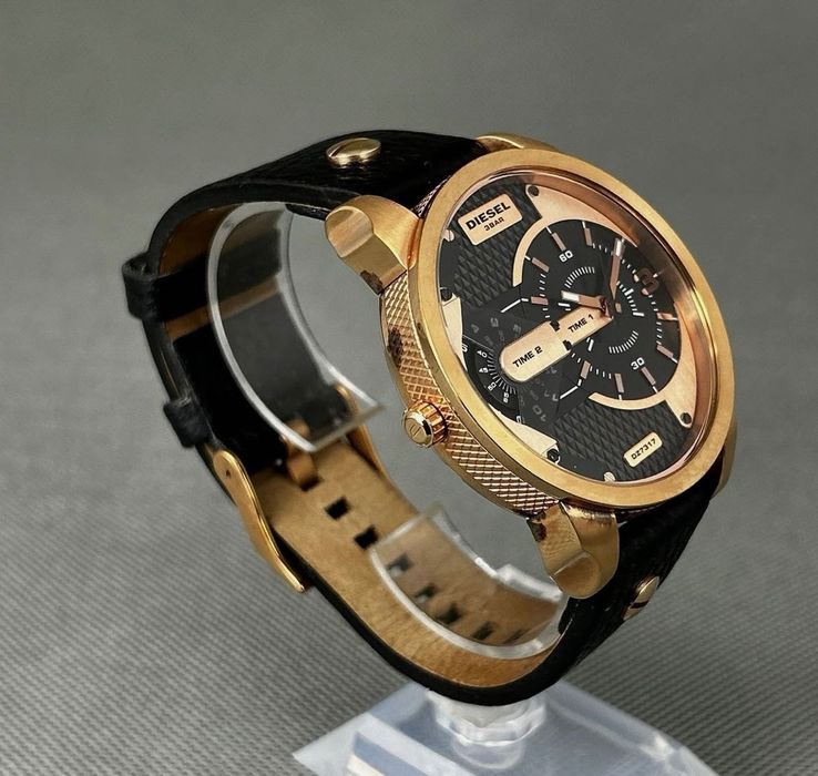 Diesel Mini Daddy DZ-7317 Rose Gold S.Steel Round