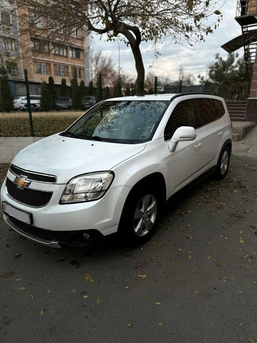 Chevrolet Orlando LTZ 2015 год автомат Full позиция