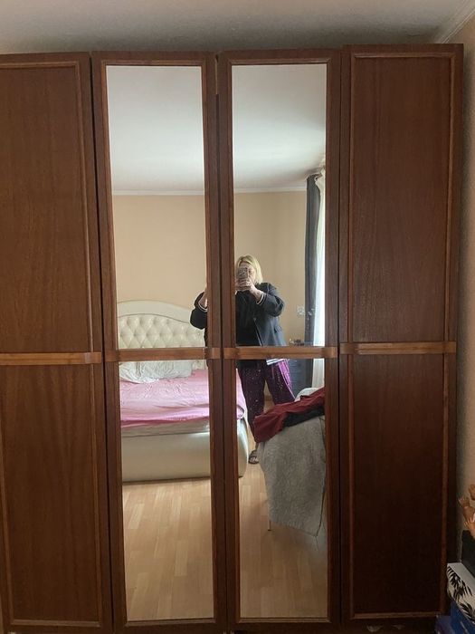 Шкаф распашной в спальню