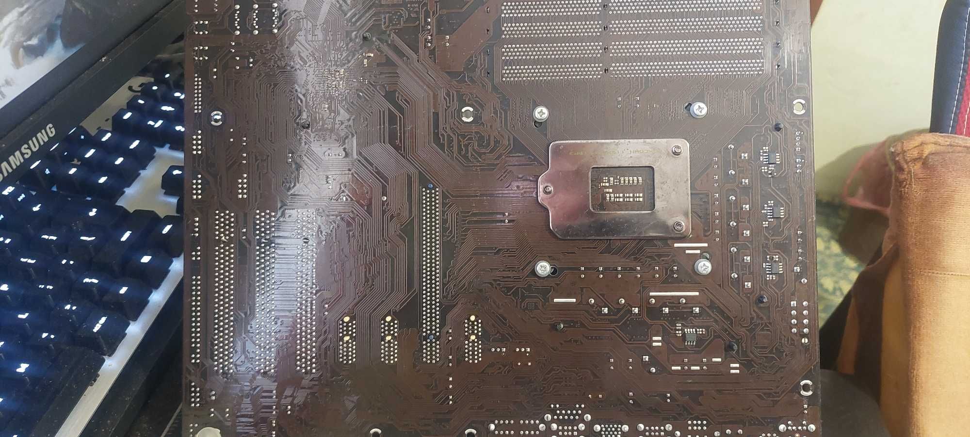 Дънна платка комплект ASRock + intel i7 3770k