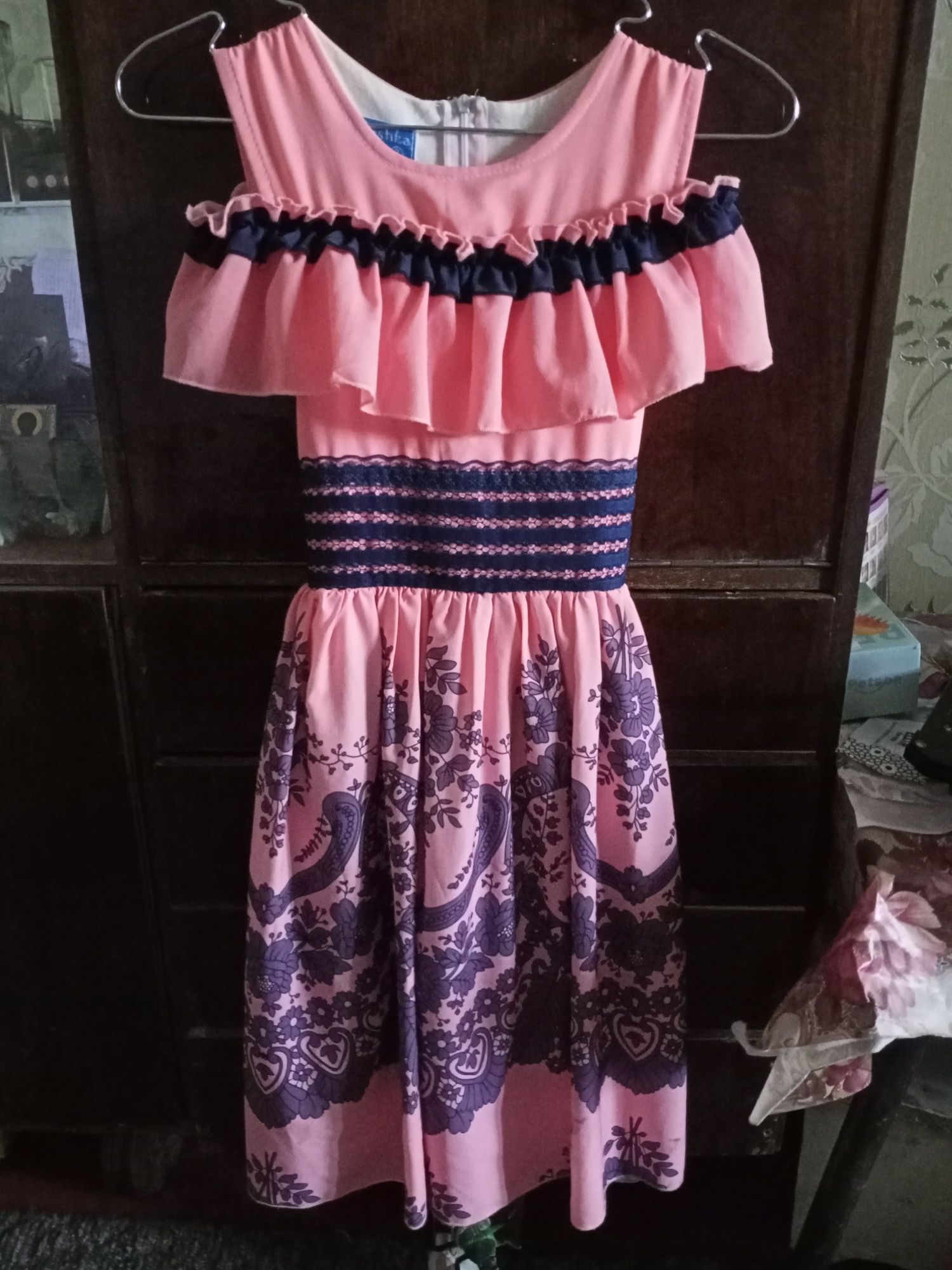 Платье на девочку 10-14 лет