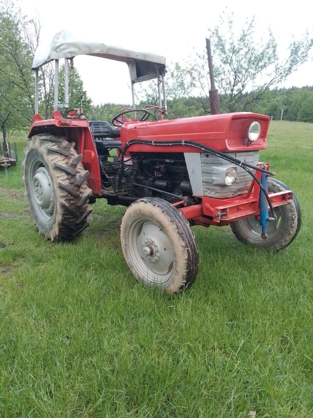 Vând Massey Ferguson 155