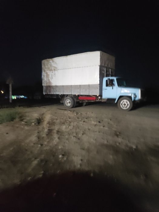 Gaz 53  Gaz 3309