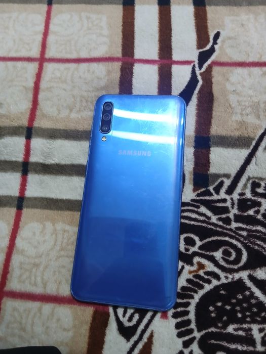 продам самсунг а50