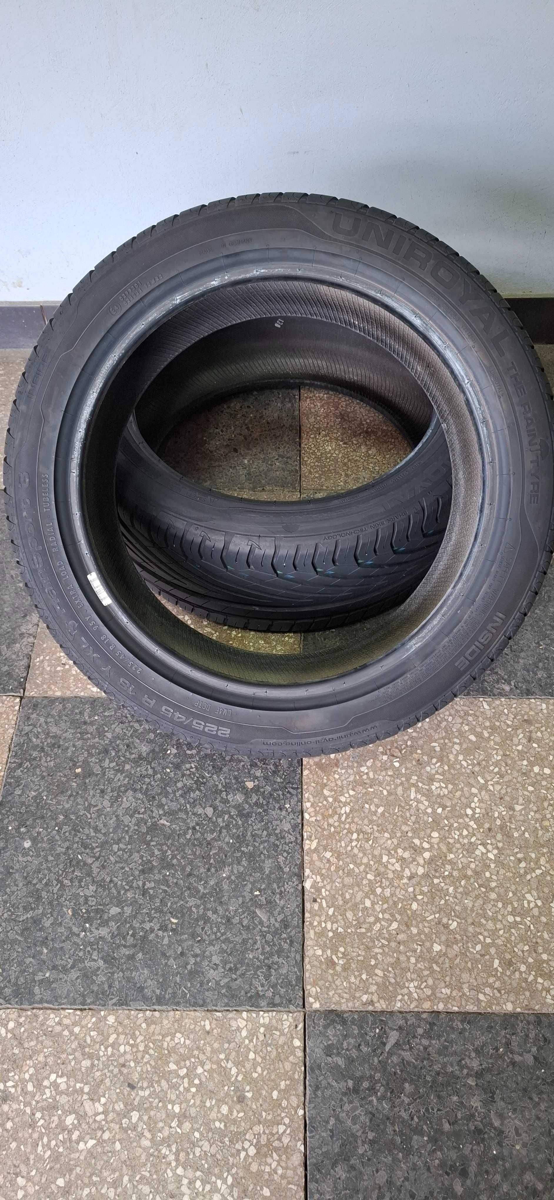 2бр. 225/45/18 Uniroyal 6.3mm грайфер, дот 19г. Безплатен монтаж