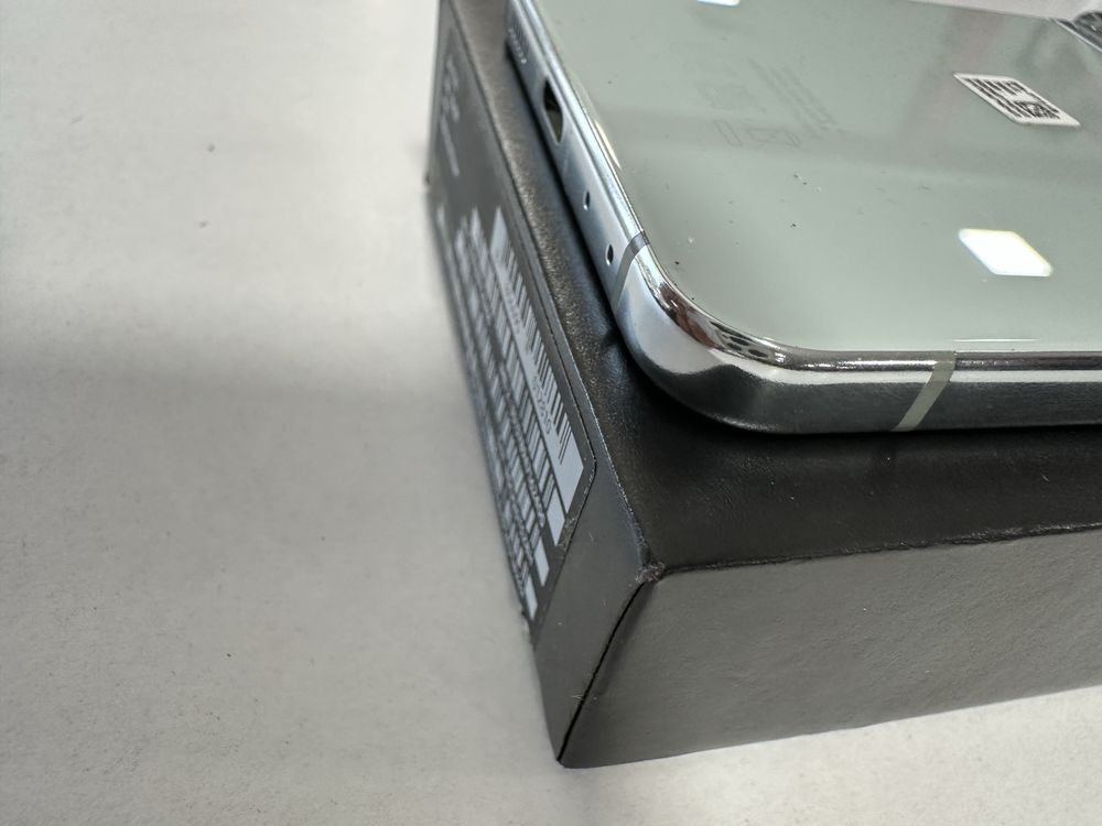 Samsung galaxy Z flip 5