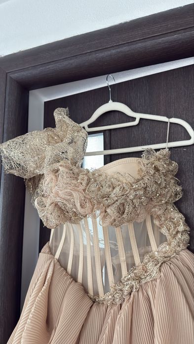 Rochie ocazie couture nouă