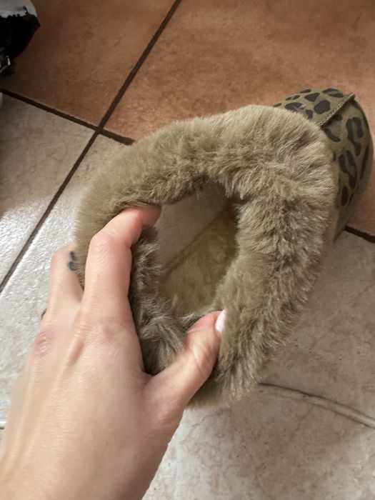 Ghete tip UGG noi 36