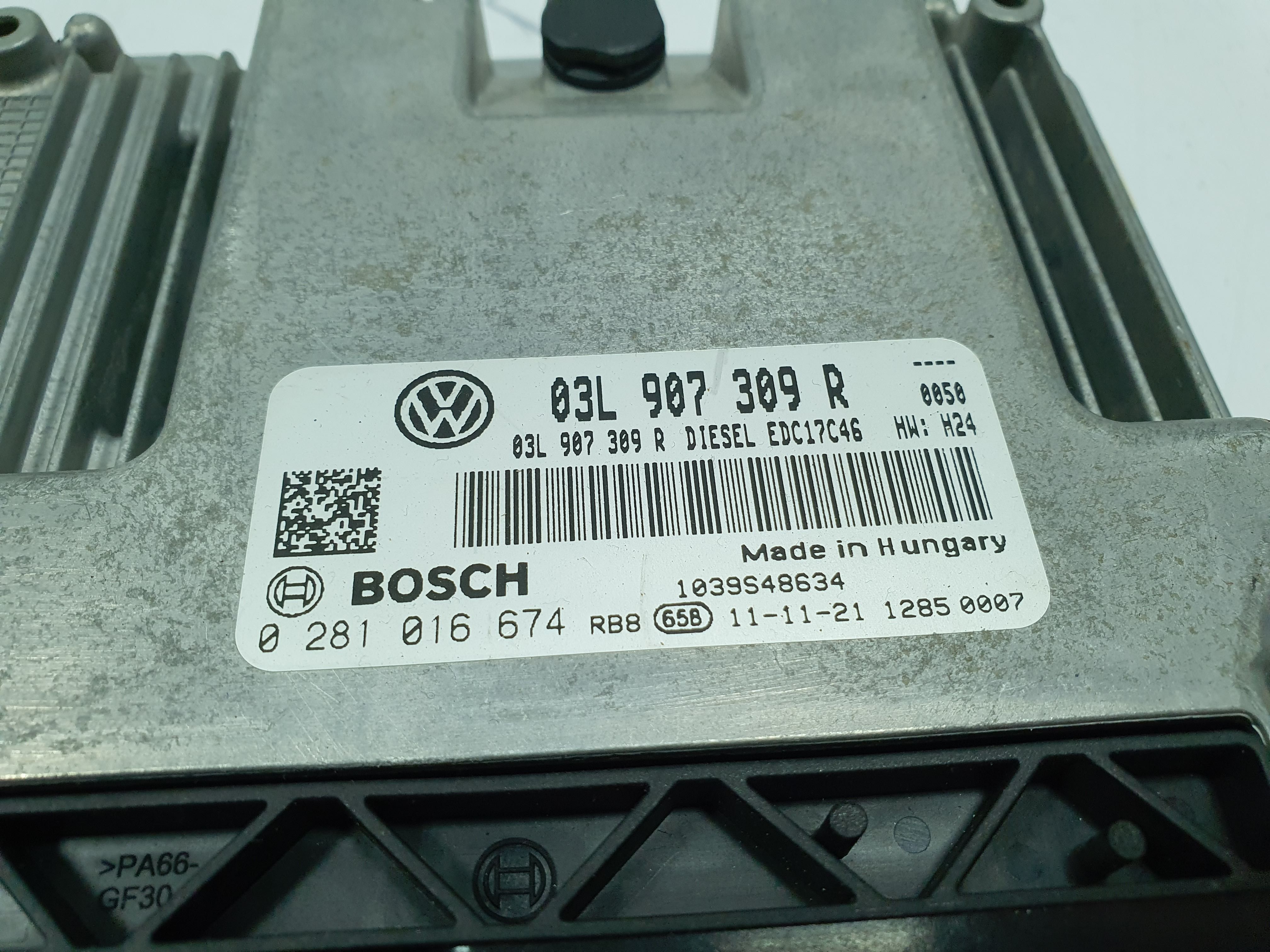 Calculator ECU motor Volkswagen Touran (1T3) 2.0 TDI CFHC 2012