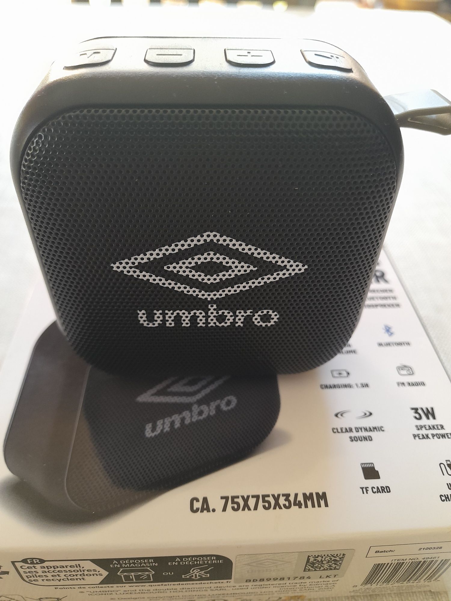 Безжична колонка portable speaker, 3W, Umbro, Черна
UMBRO
всичко от