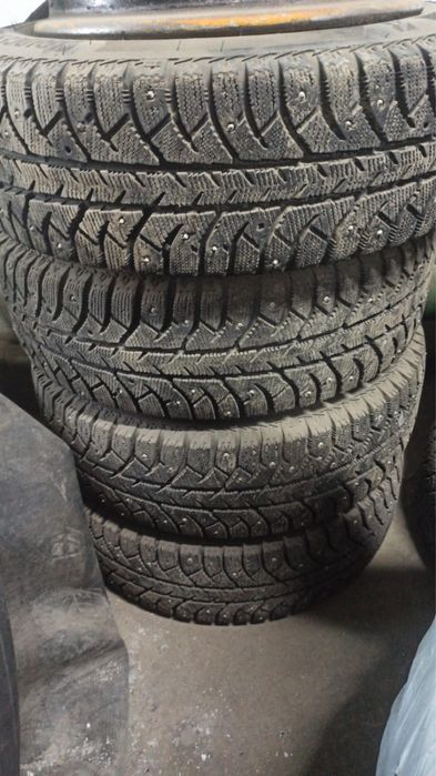 Комплект шины на 13