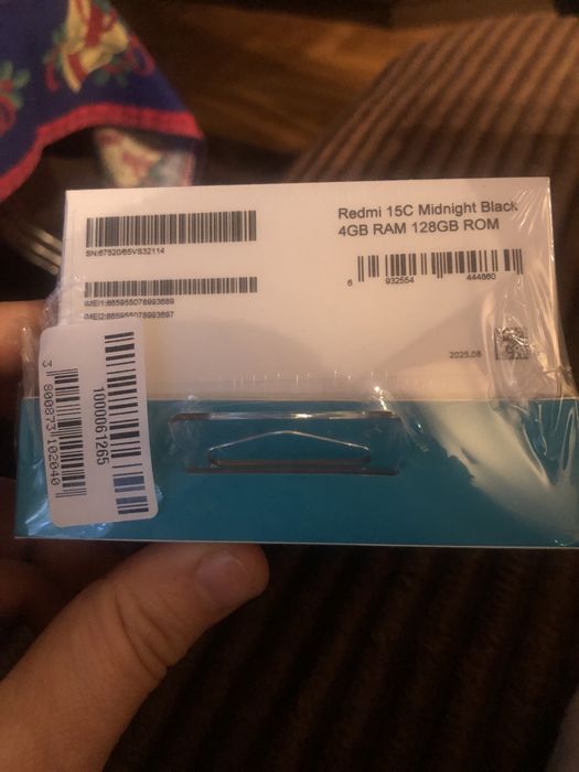 Нeразопакован Телефон Xiaomi Redmi 15C, в комплект със зарядна батерия
