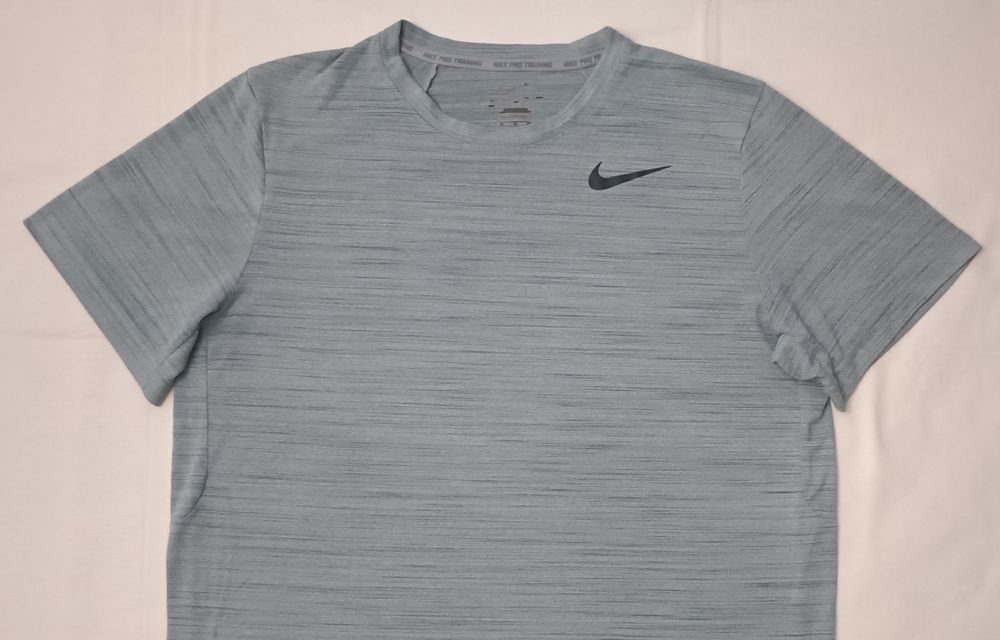 Nike DRI-FIT оригинална тениска XL Найк спорт фитнес фланелка