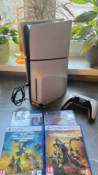 PlayStation 5 Slim Disk 1TB + 4 диска