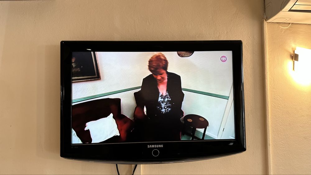 TV Samsung със забвлежки