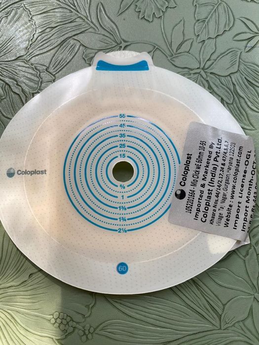 продам весь комплект: калоприемник колопласт, абуцел, крем, дезодорант