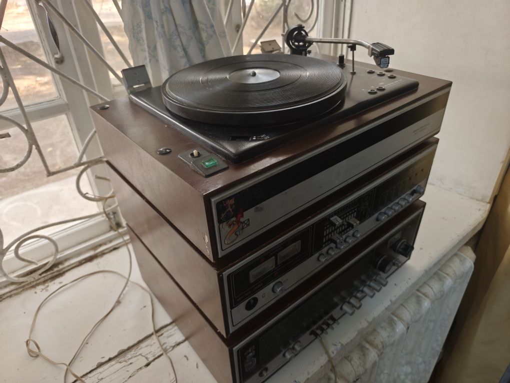 Колонки s90+бонус муз.центр Panasonic, муз.центр Радиотехника