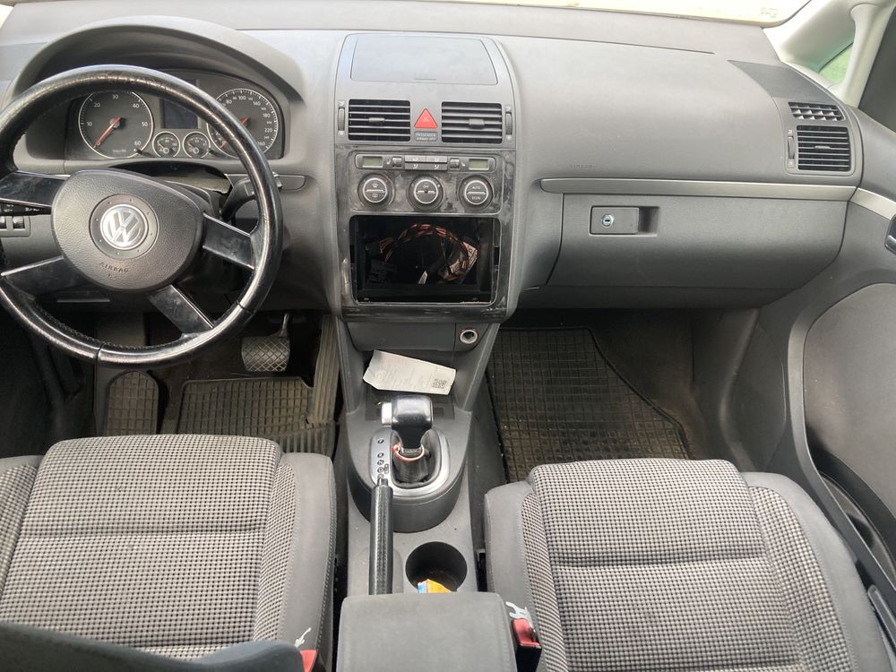 Volkswagen Touran 2.0 DSG на части.