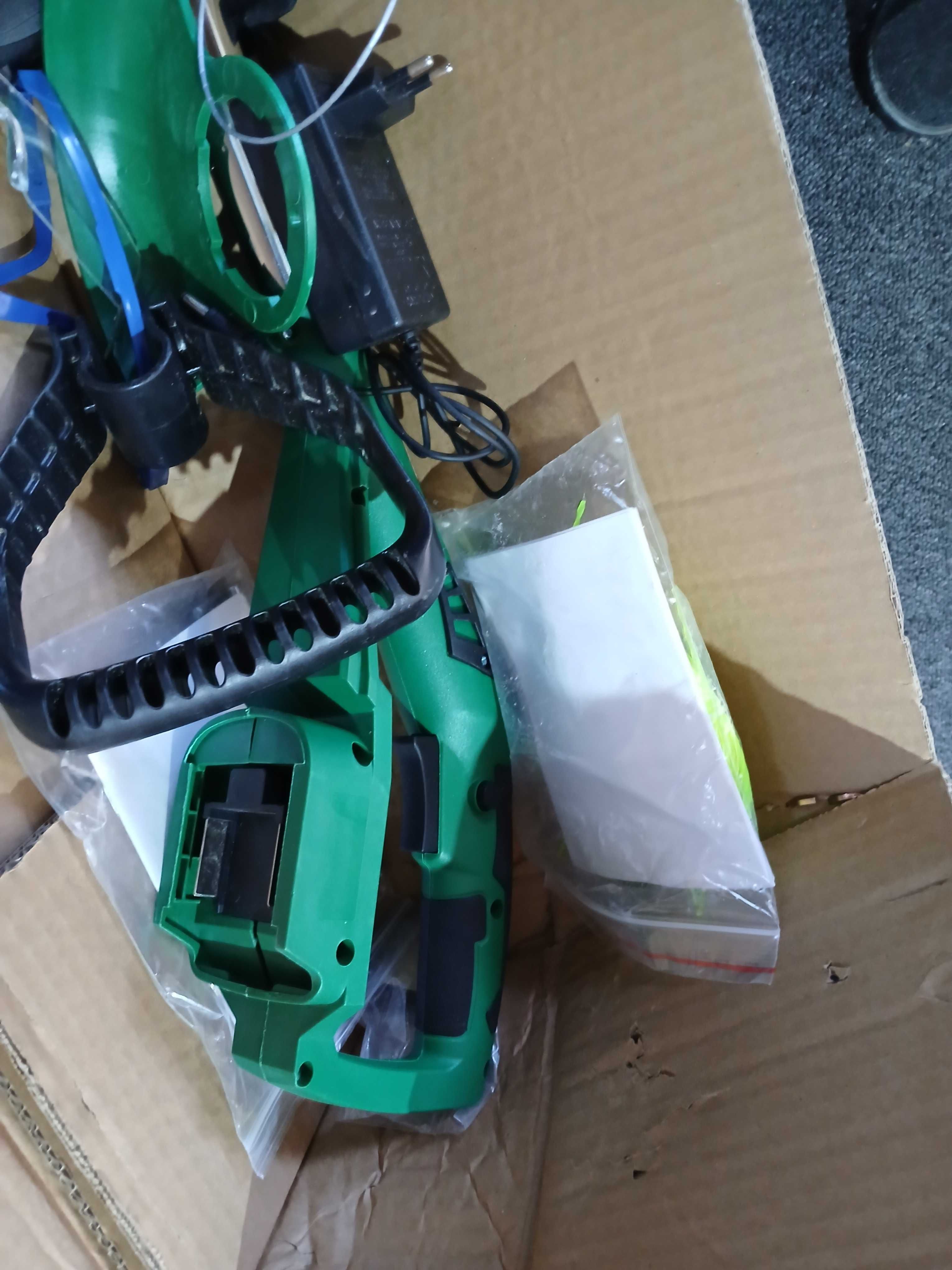Motocoasa electrica YN‑107, 24V, 2 baterii, verde