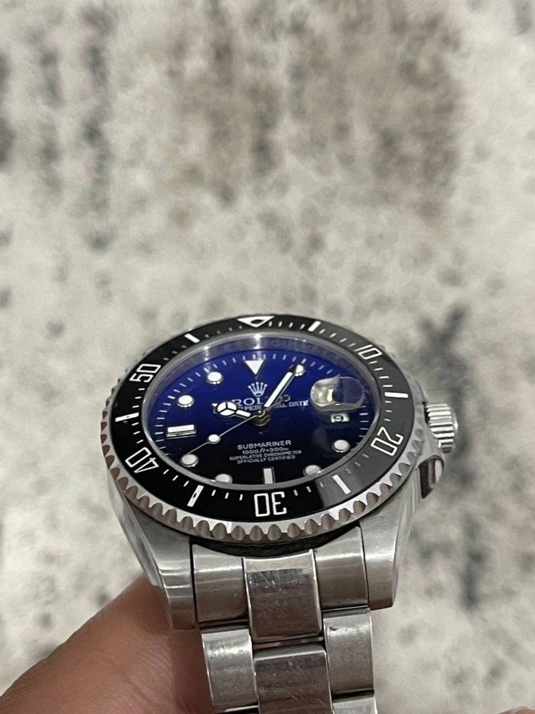 Rolex часы в хорошем состояние