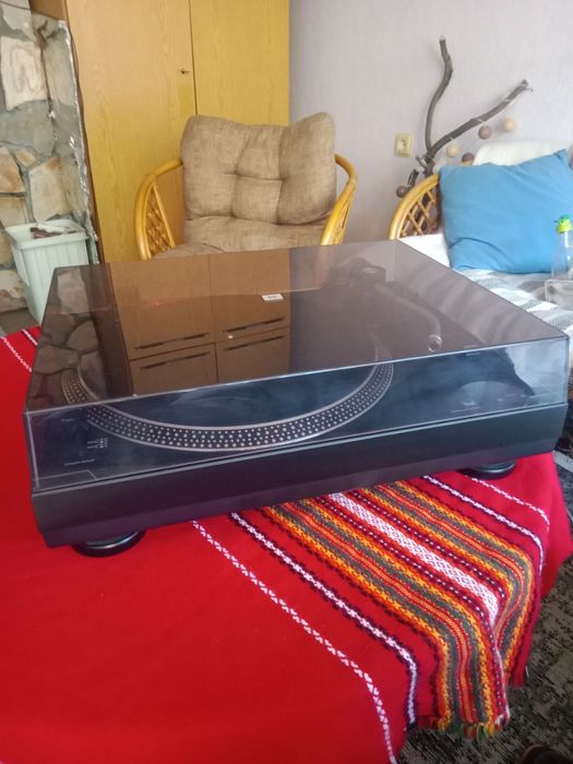 Грамофон Dual- belt drive.