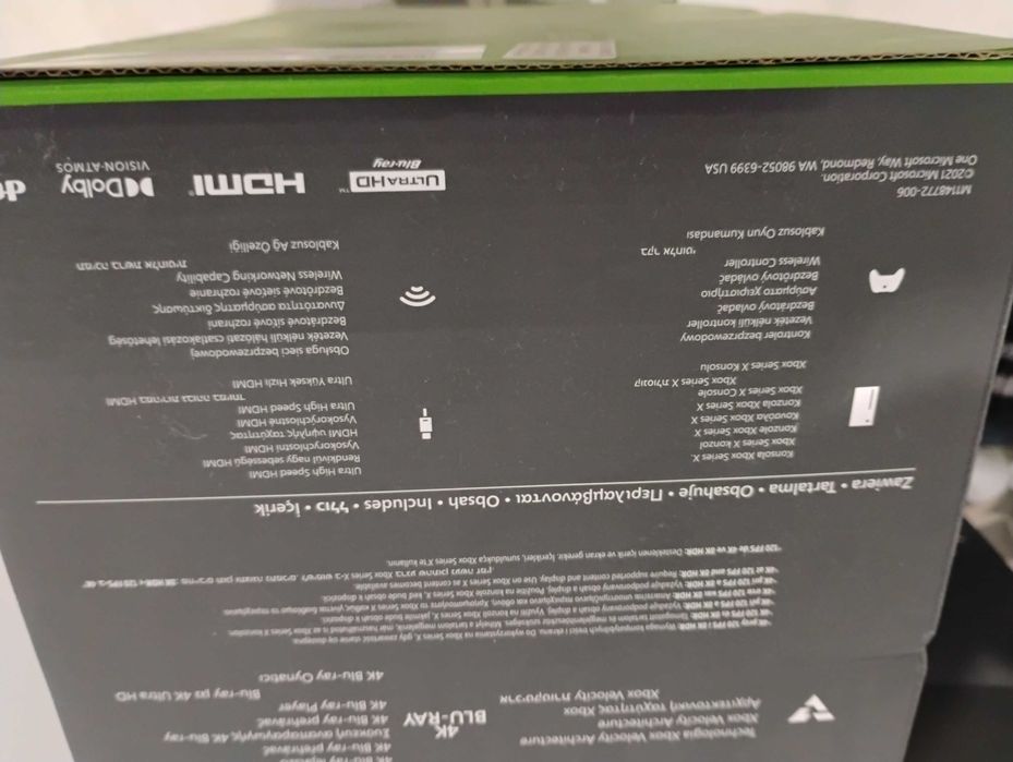Vând Xbox series X! Plus volan și pedale Myria
