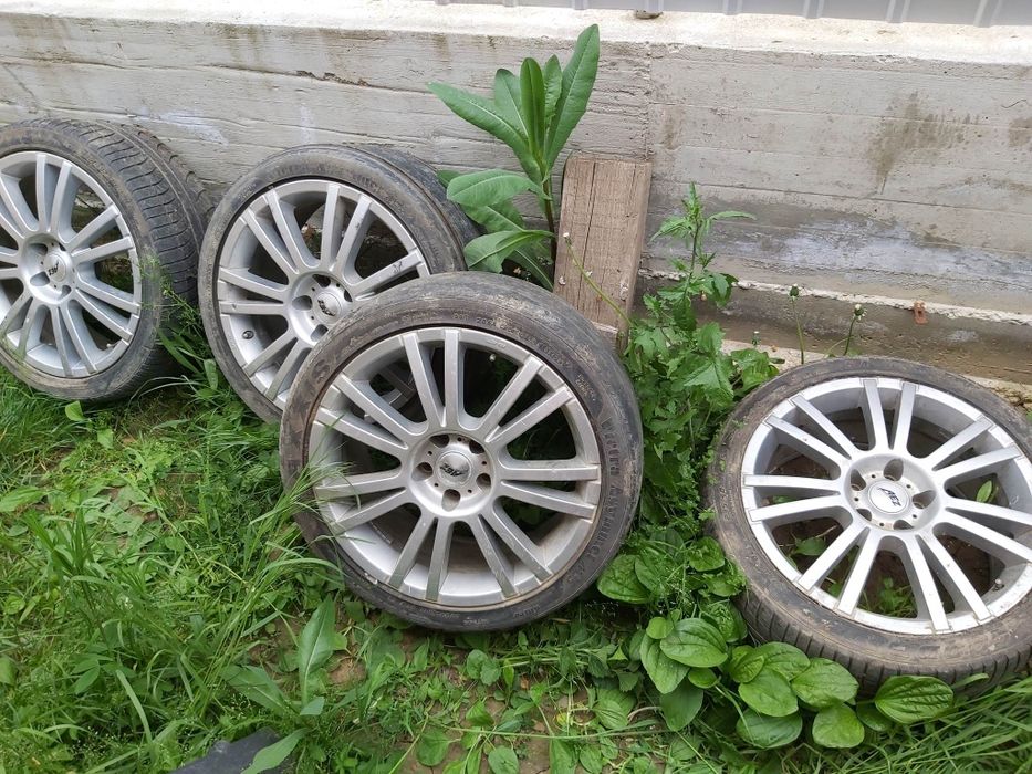 Vând jante pe 18 AEZ