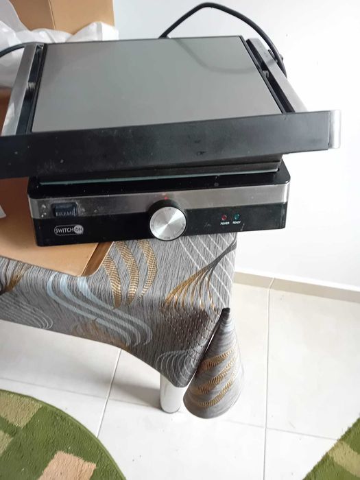 Grătar electric SwitchOn
