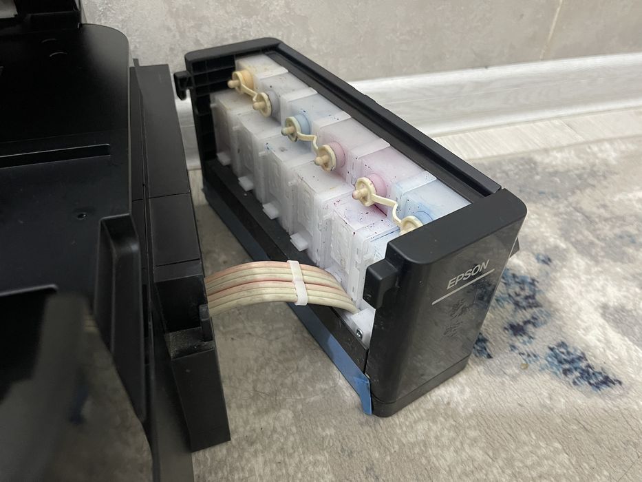 Продам 3в1 цветной принтер Epson L850