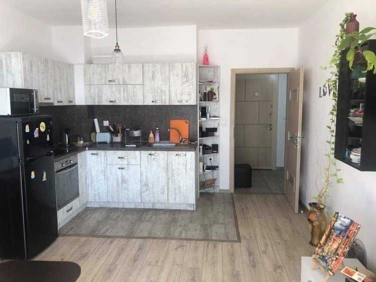 Продава се Двустаен апартамент в Пловдив, Христо Смирненски - 76 кв.м за 2014 €/кв.м - Снимка #10
