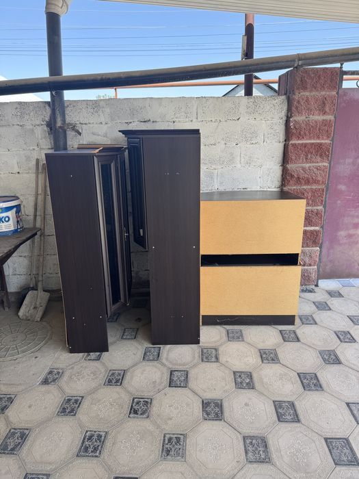 Мини гарнитура шкаф б/у в хорошем состояние