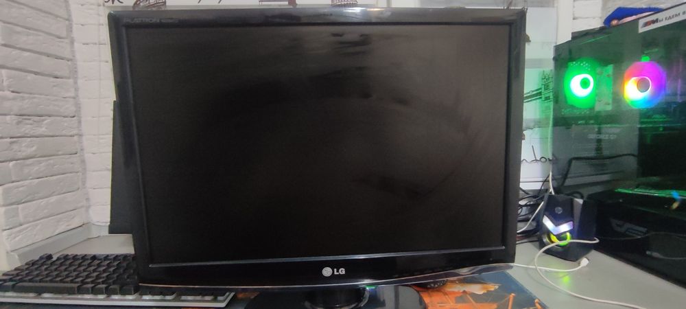 Монитор       LG