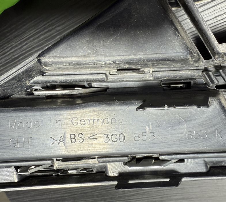 Grila radiator VW Passat BB Facelift