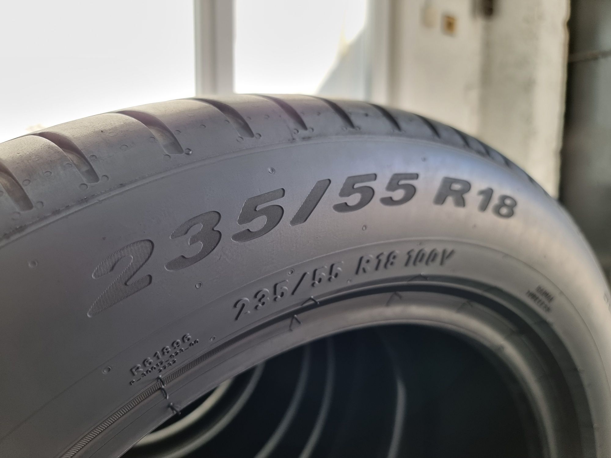 "Dot 22" 235/55/18 Pirelli 4Броя: 500лв 7мм