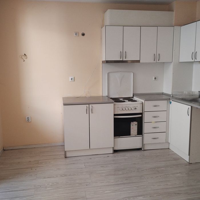 Дава се под наем Двустаен апартамент в Варна, Младост 1 - 54 кв.м за 255 € - Снимка #1