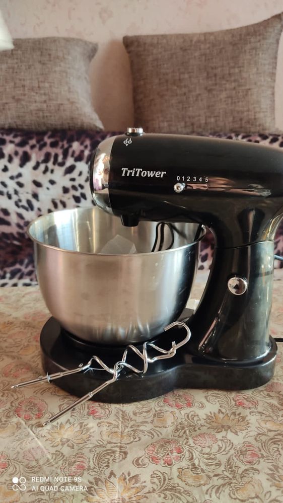 Продам миксер TriTower TT-1009