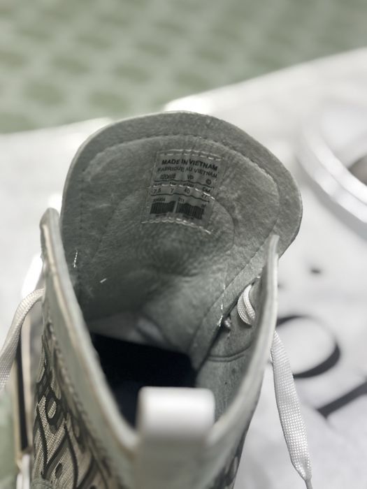 Vand adidasi Dior b23