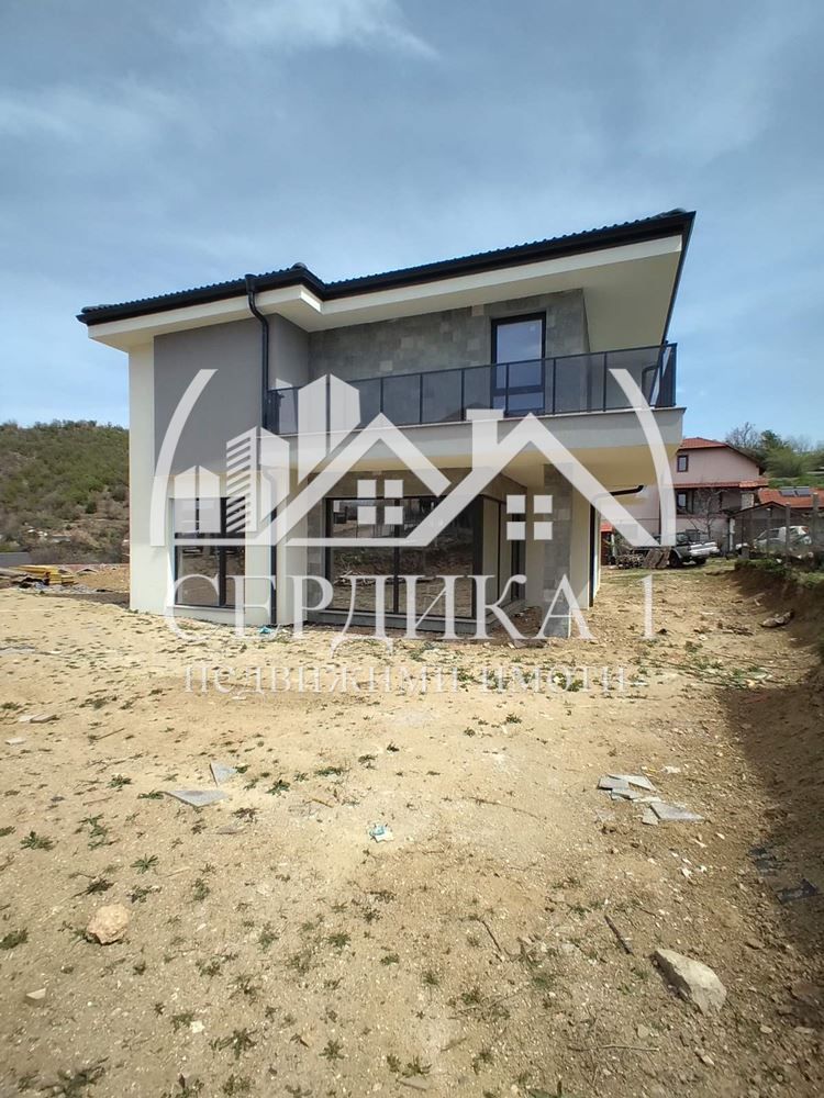 Продава се Къща в Благоевград, Еленово 1 - 244 кв.м за 1128 €/кв.м - Снимка #3