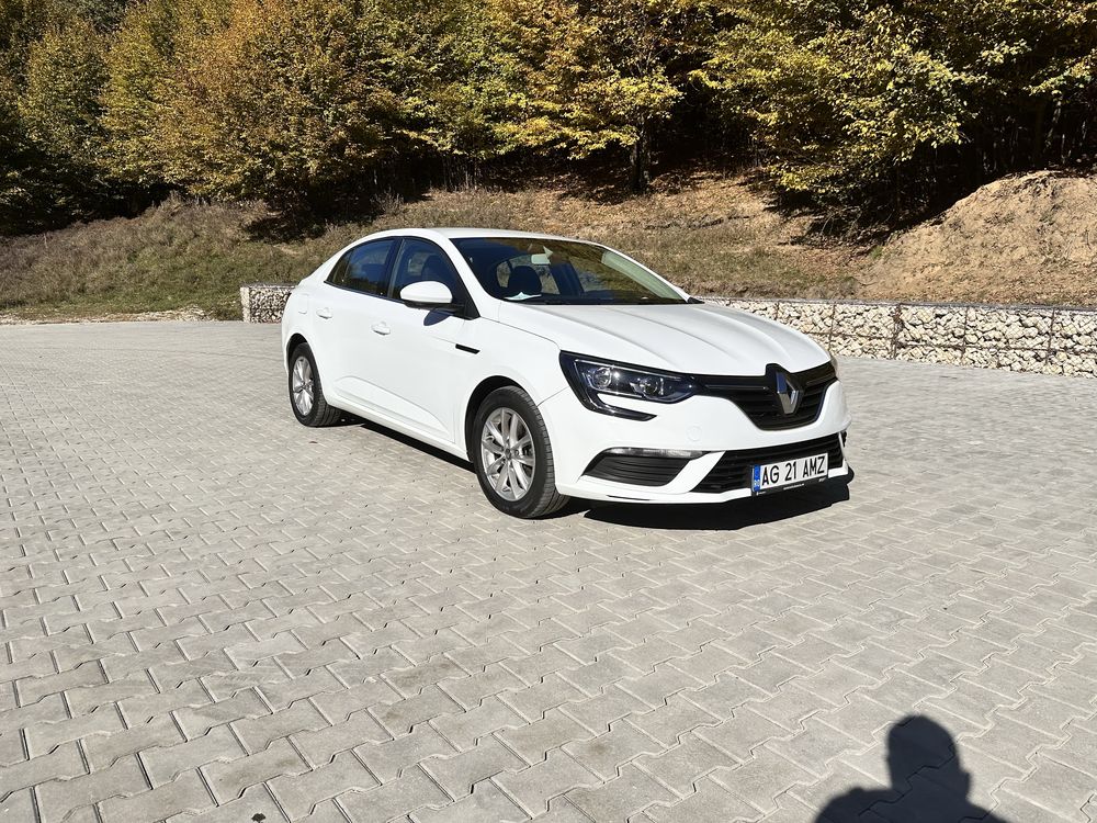 Renault Megane 4 Sedan - unic proprietar inca in garantie