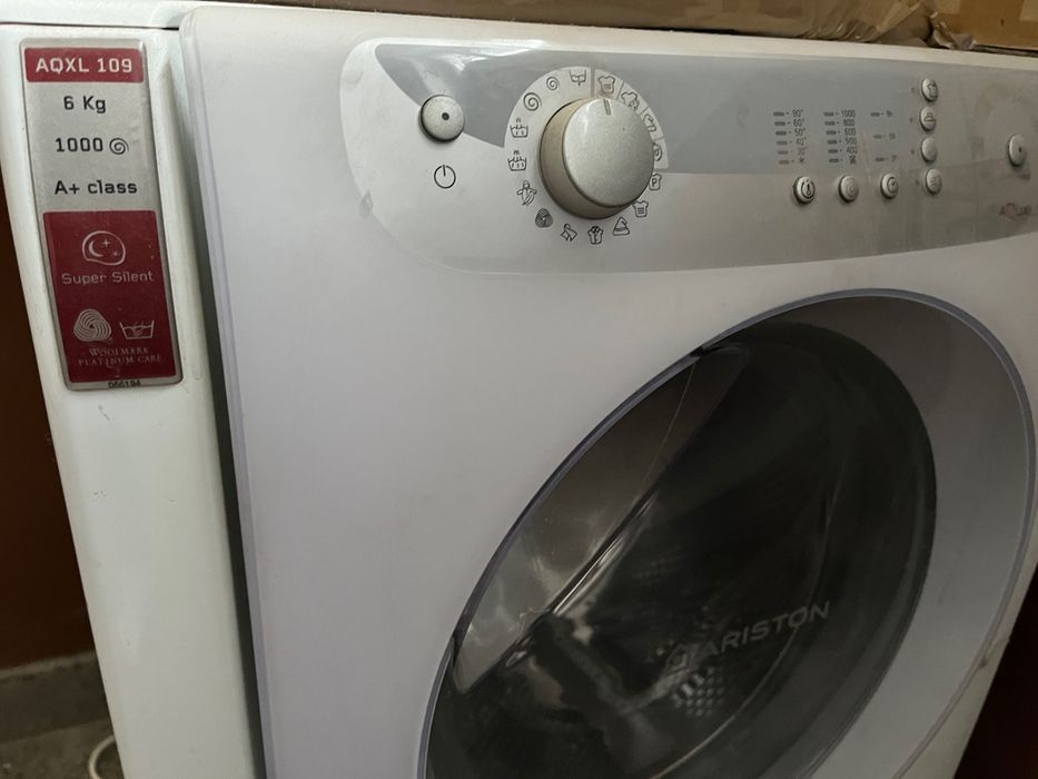 Пералня Ariston Aqualtis 6kg 1000