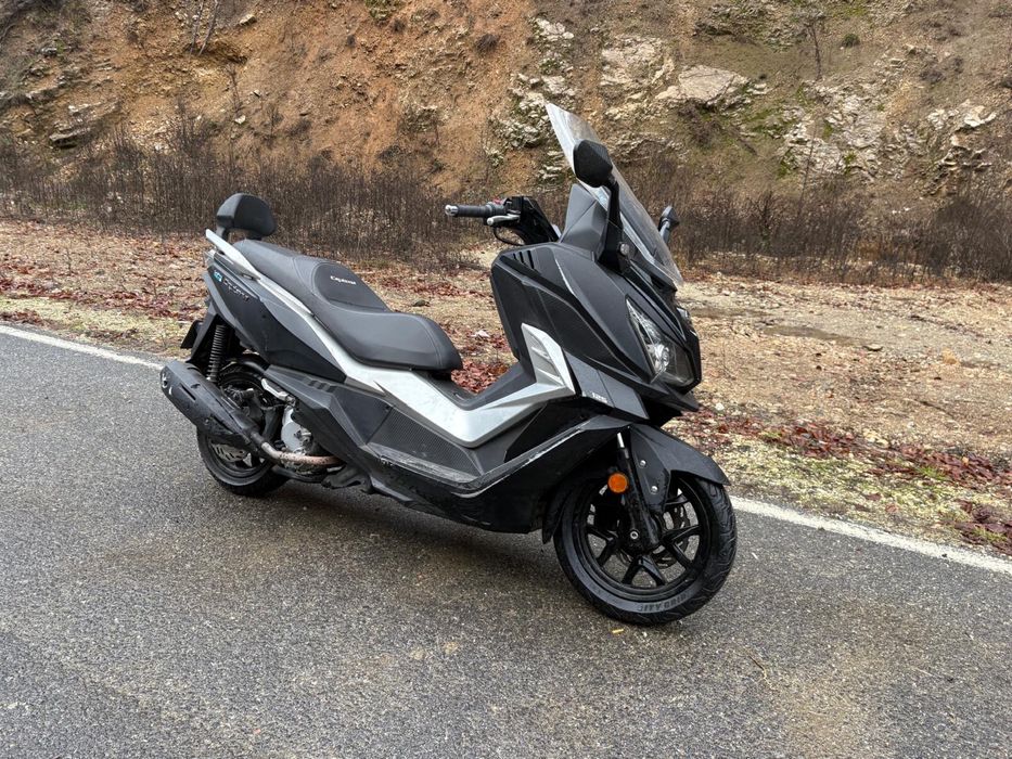 Maxi Scuter Sym Cruisym 125