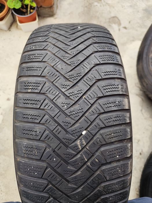 Гуми с подарък джанти и тасове за Opel Astra/Insignia