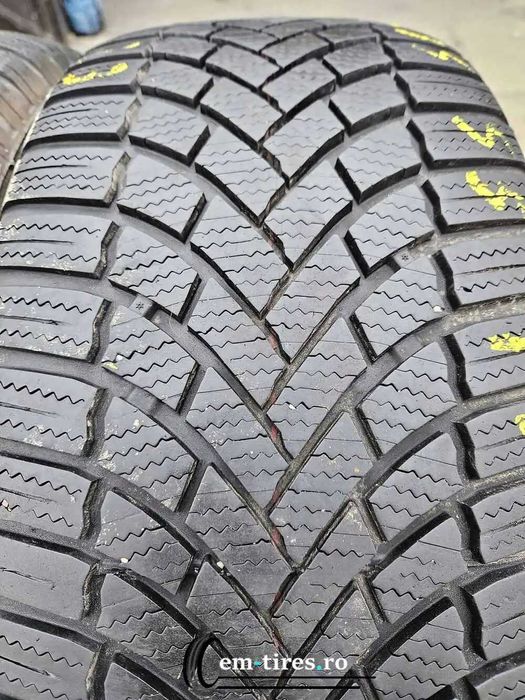 SET 2 Anvelope Iarna 235/55 R17 BRIDGESTONE Blizzak LM005 103V
