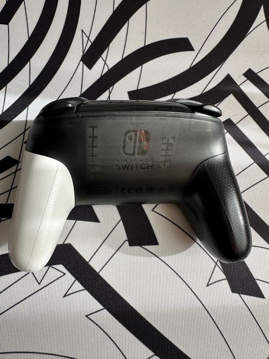 Продам Nintendo Switch Pro Controller Zelda TotK Edition