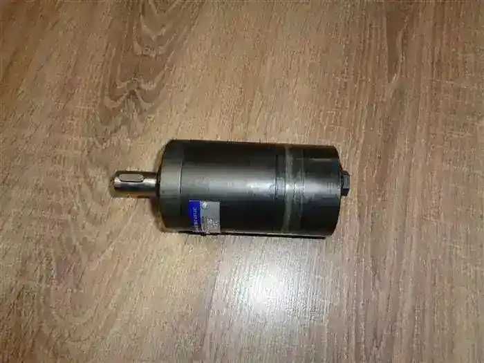 Motor hidraulic bidirectional sararite utilaje dezapezire vidanja