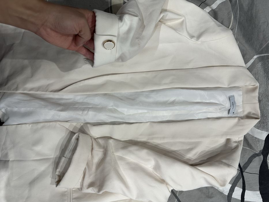 Дамски сака Zara и Reserved