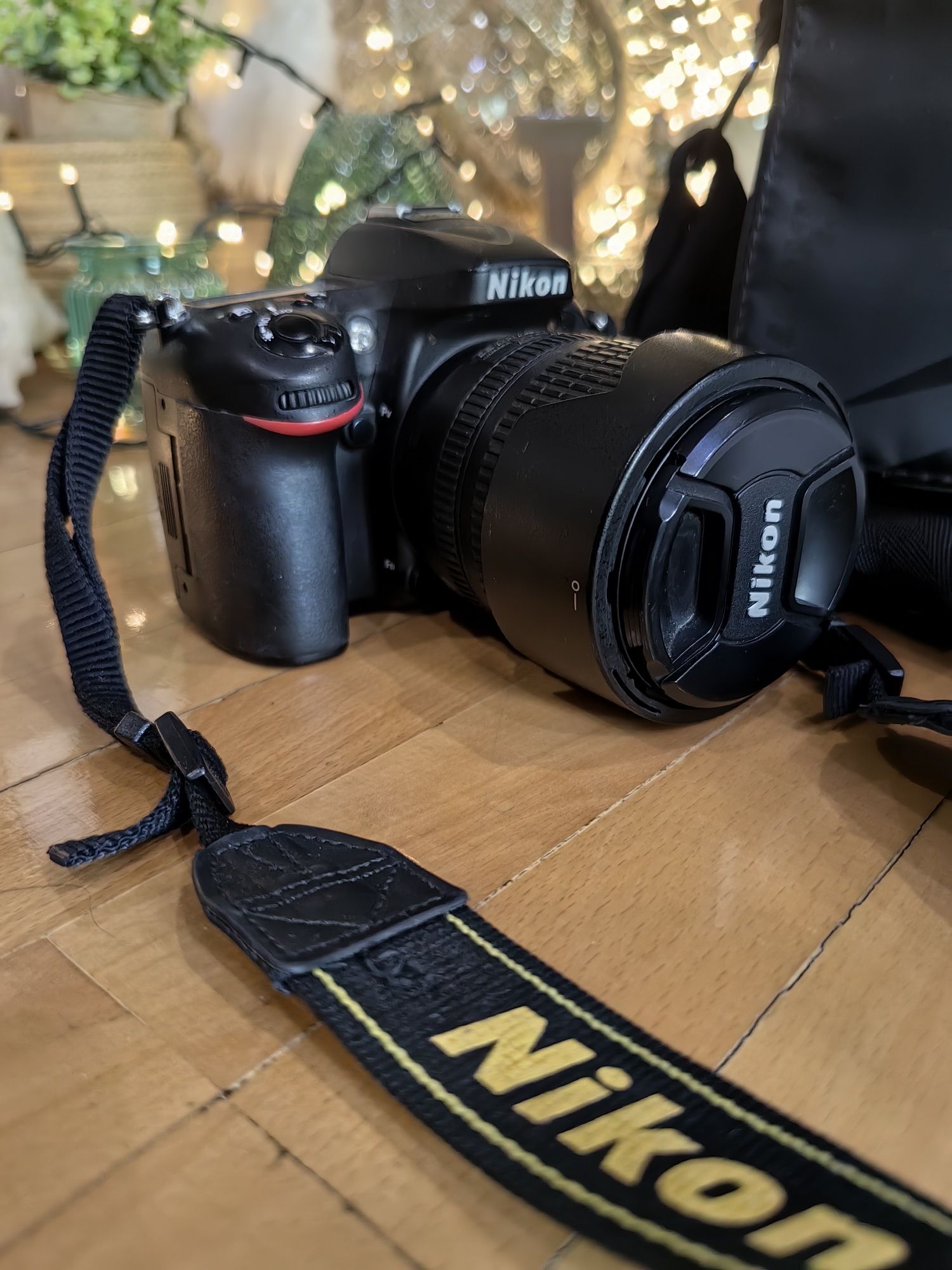 Nikon D7100 с обектив AF-S Nikkor 18-105mm