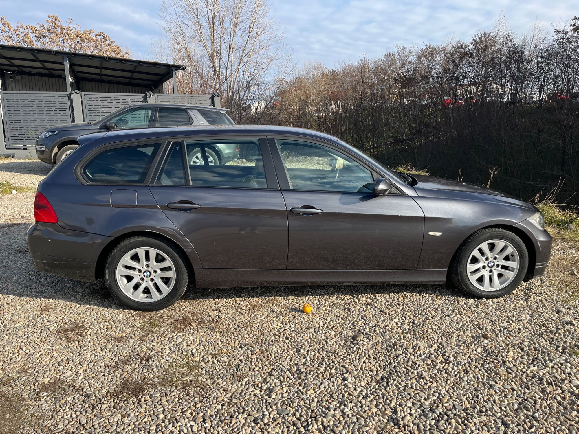 BMW Seria 3 320d • 2.0 Diesel • Xenon • 290.000 km • Manuală
