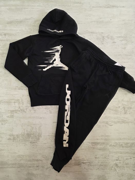 JORDAN Nike екип 134-140 см. М